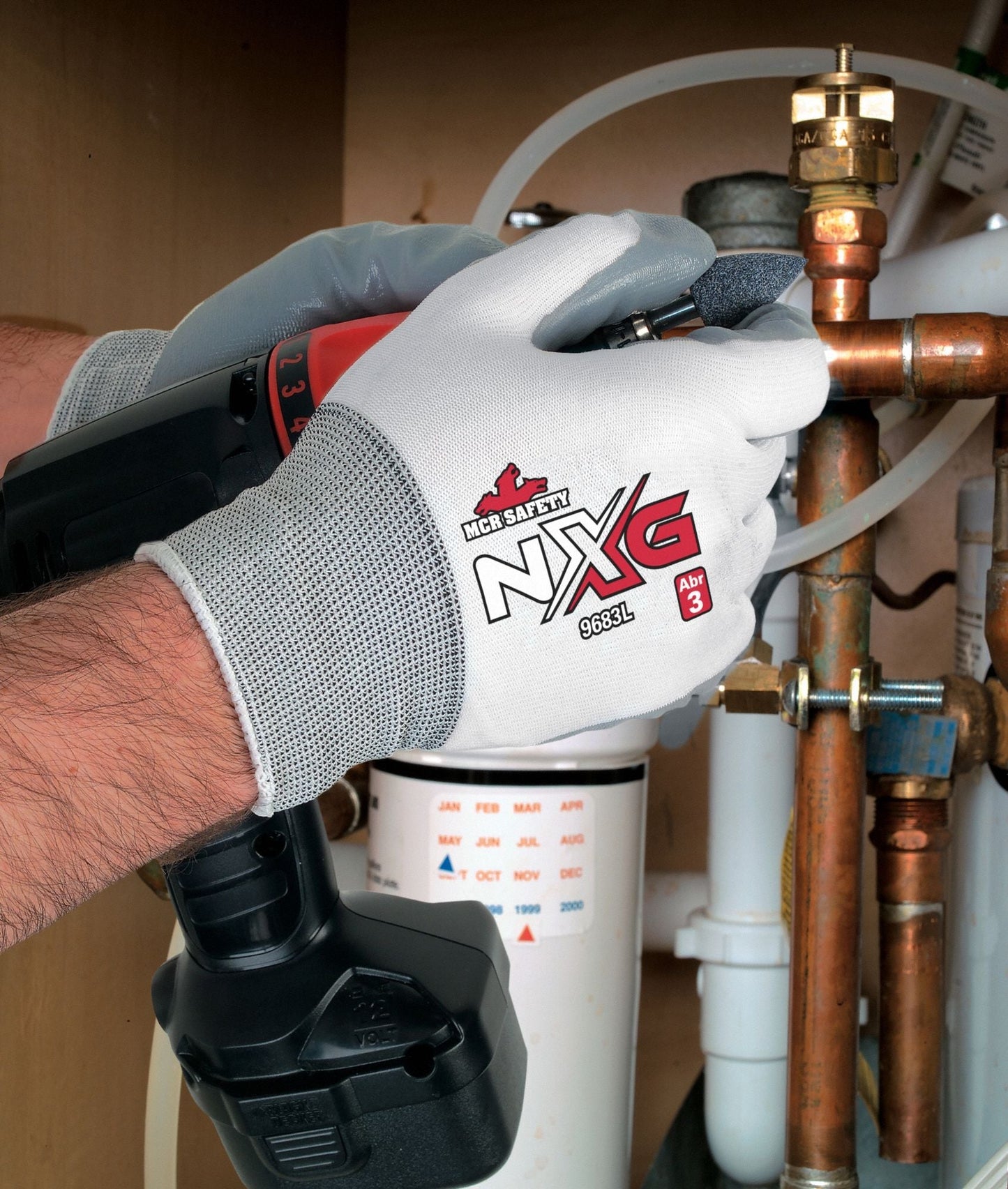 MCR SAFETY UltraTech 9683 Nitrile Coated Gloves - Large, White