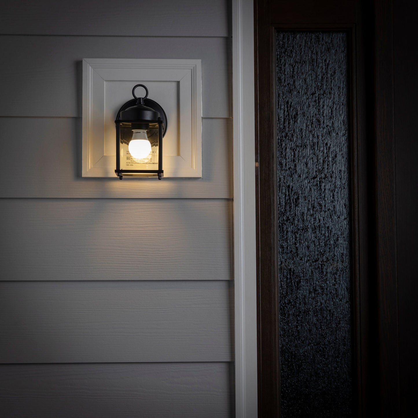 Portfolio Morlake 8.25-in H Matte Black Outdoor Wall Lantern, E26 Medium Base, Beveled Glass