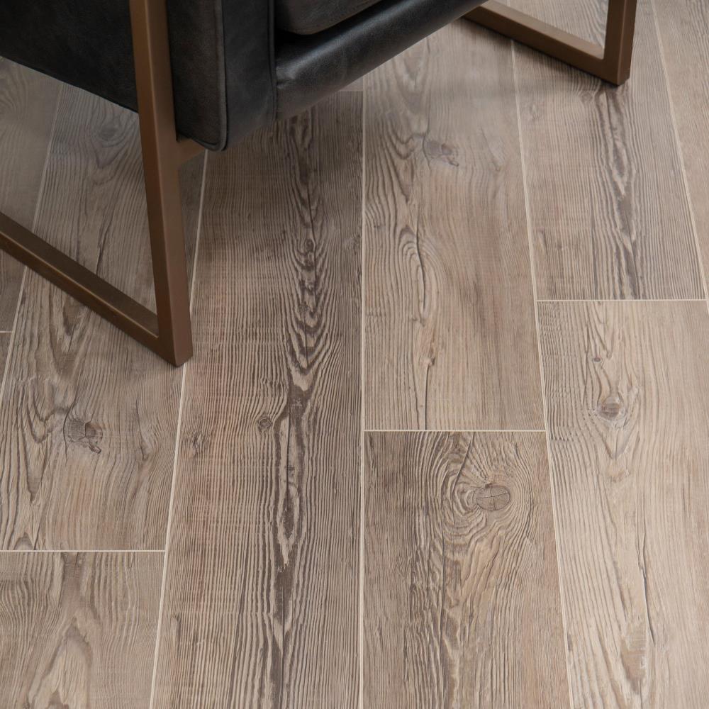 CALI Vinyl Pro with Mute Step Long Shore Pine 7-in Wide x 6-1/2-mm Thick Waterproof Interlocking Luxury Vinyl Plank Flooring (24.03-sq ft)