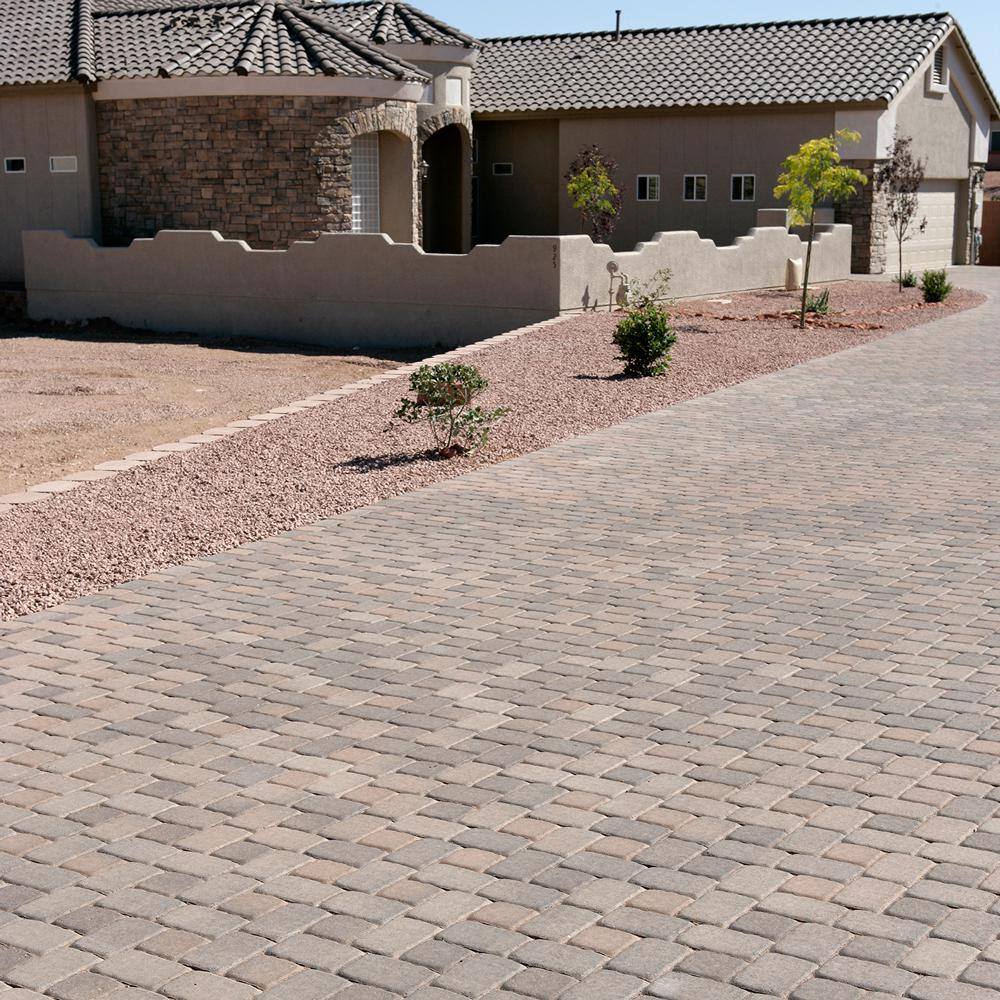 Pavestone Plaza 5.5 in. L x 5.5 in. W x 2.25 in. H Square 3-Tone Brown Blend Concrete Paver (480-Pieces/100 sq. ft./Pallet)