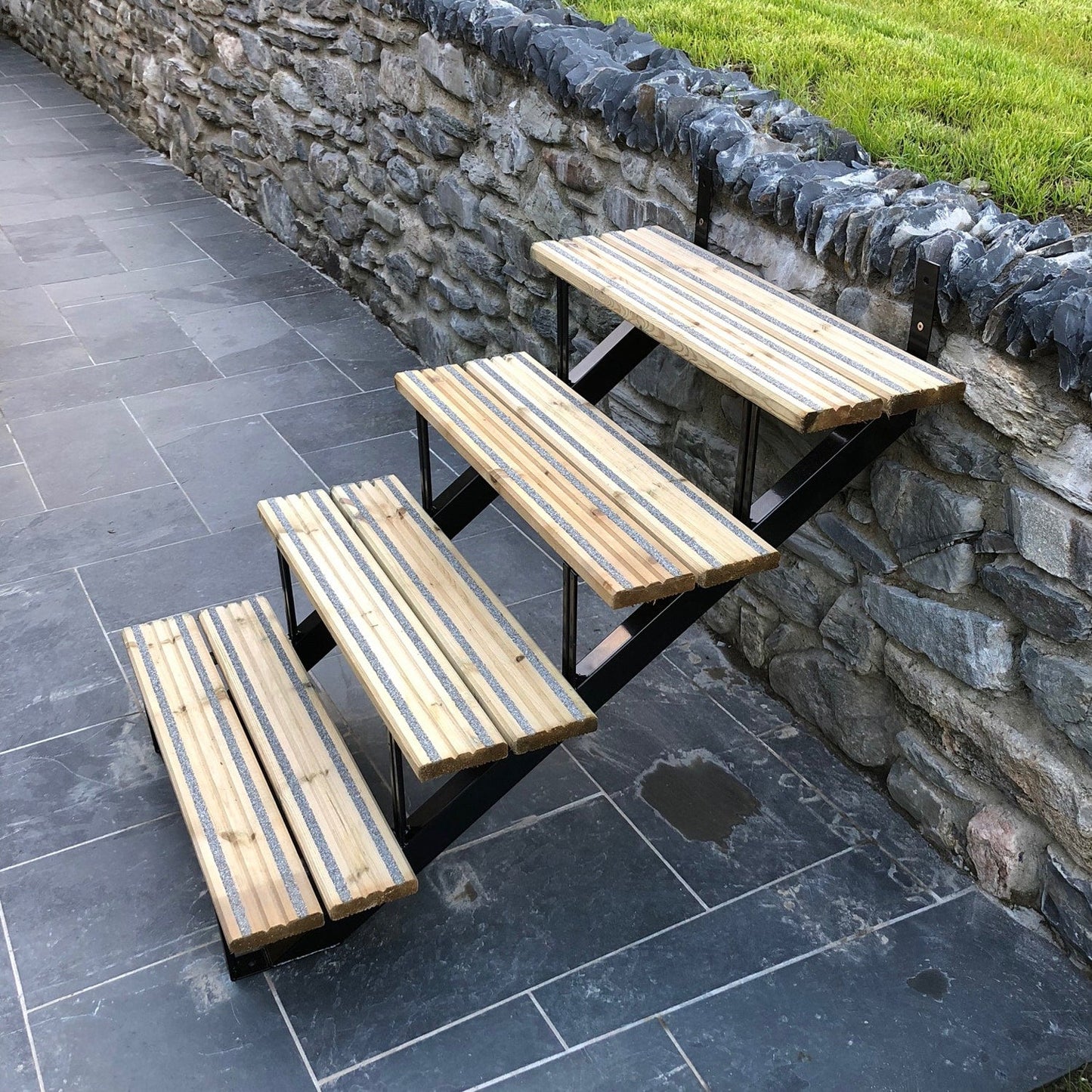 Pylex Steel Outdoor Stair Stringer