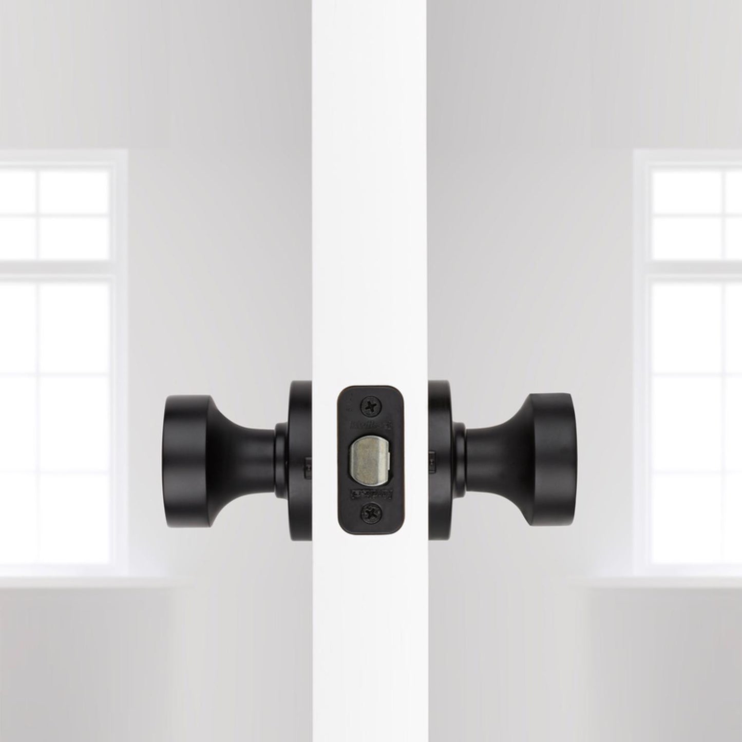 Kwikset Signature Series Pismo Iron Black Passage Knob, Universal Handing