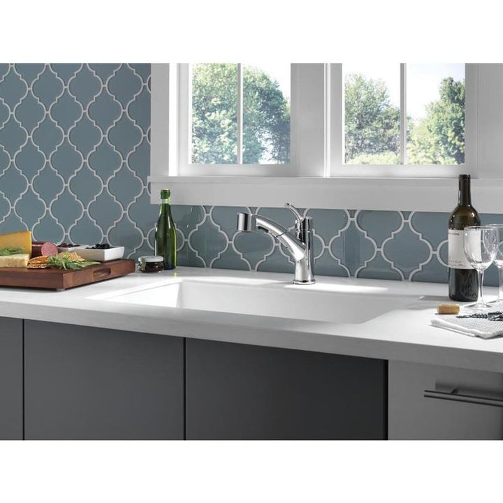 Delta Collins Chrome 1-Handle Deck-Mount Pull-Out Handle Kitchen Faucet (Deck Plate Included)