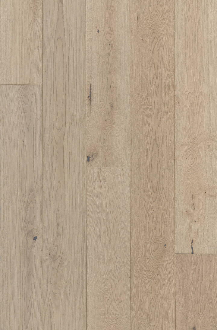 Villa Barcelona White oak Velazquez hardwood flooring — primary plank view