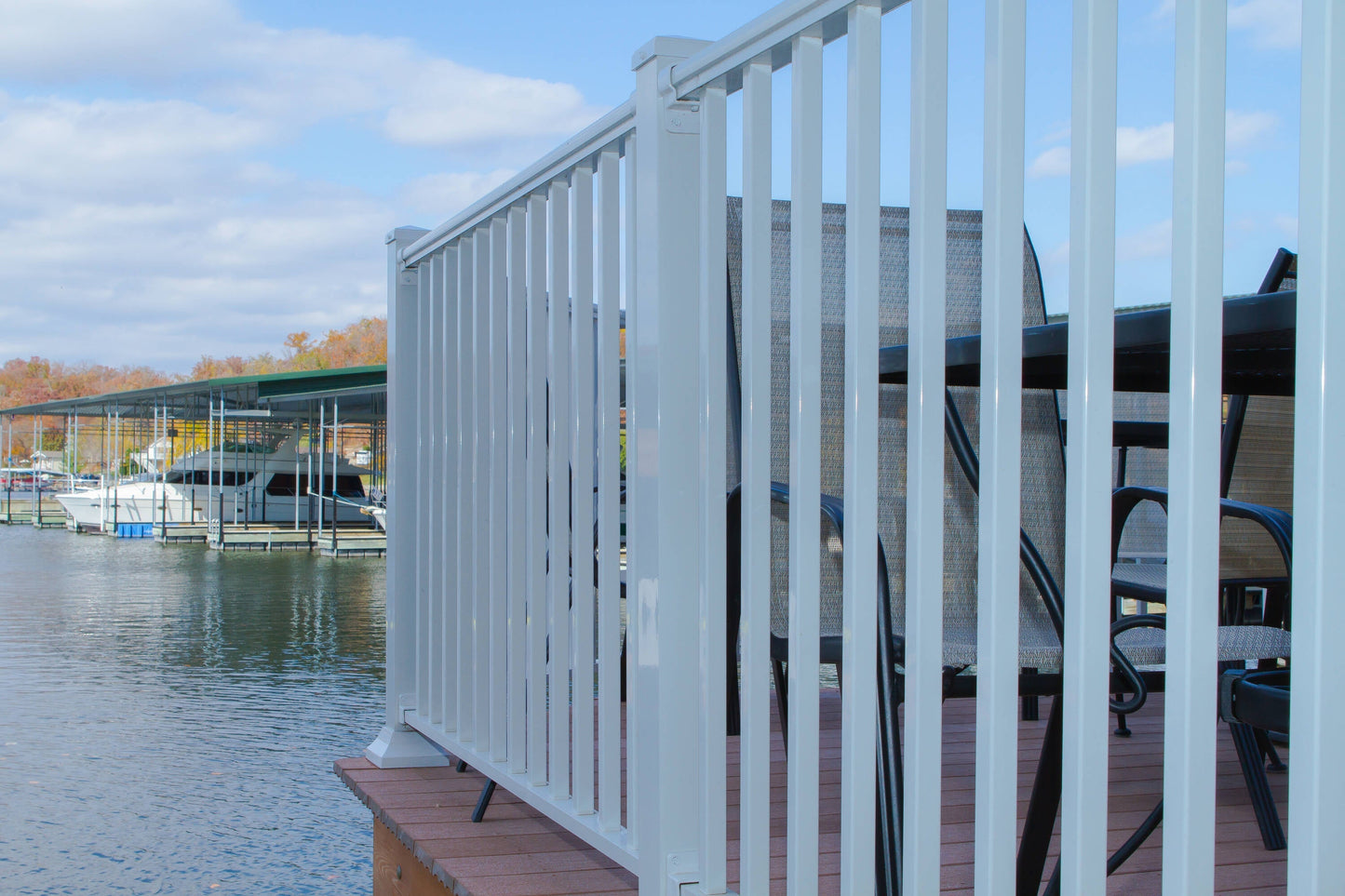 Wolf Handrail 2-in White Cast Aluminum Bracket For Metal Fence