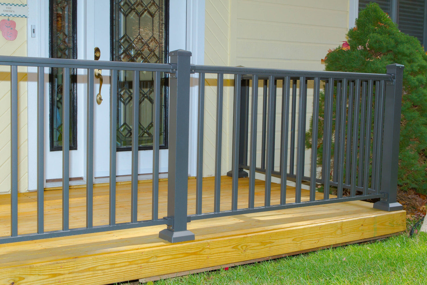 Wolf Handrail 2-in Deep Bronze Cast Aluminum Bracket For Metal Fence