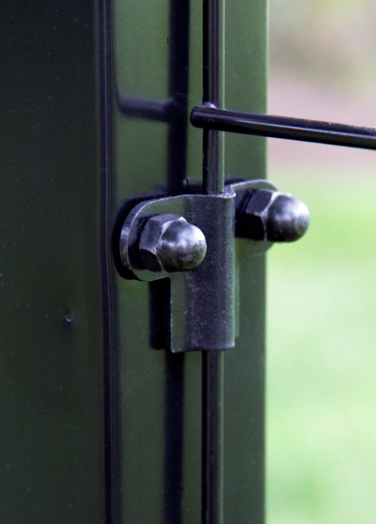 Ironcraft Accessory 3-in Black Powder Coated Metal Fence Mounting Bracket For Metal Fence