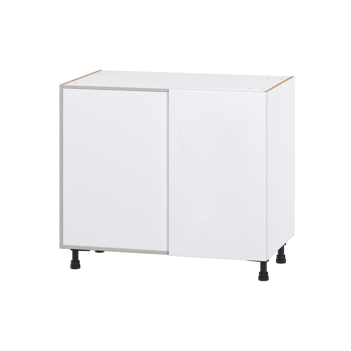 Hugo&Borg Lasalle 36-in W x 34.5-in H x 25-in D Bright White Slab Blind Corner Base Fully Assembled Cabinet (Flat Panel Slab Style)