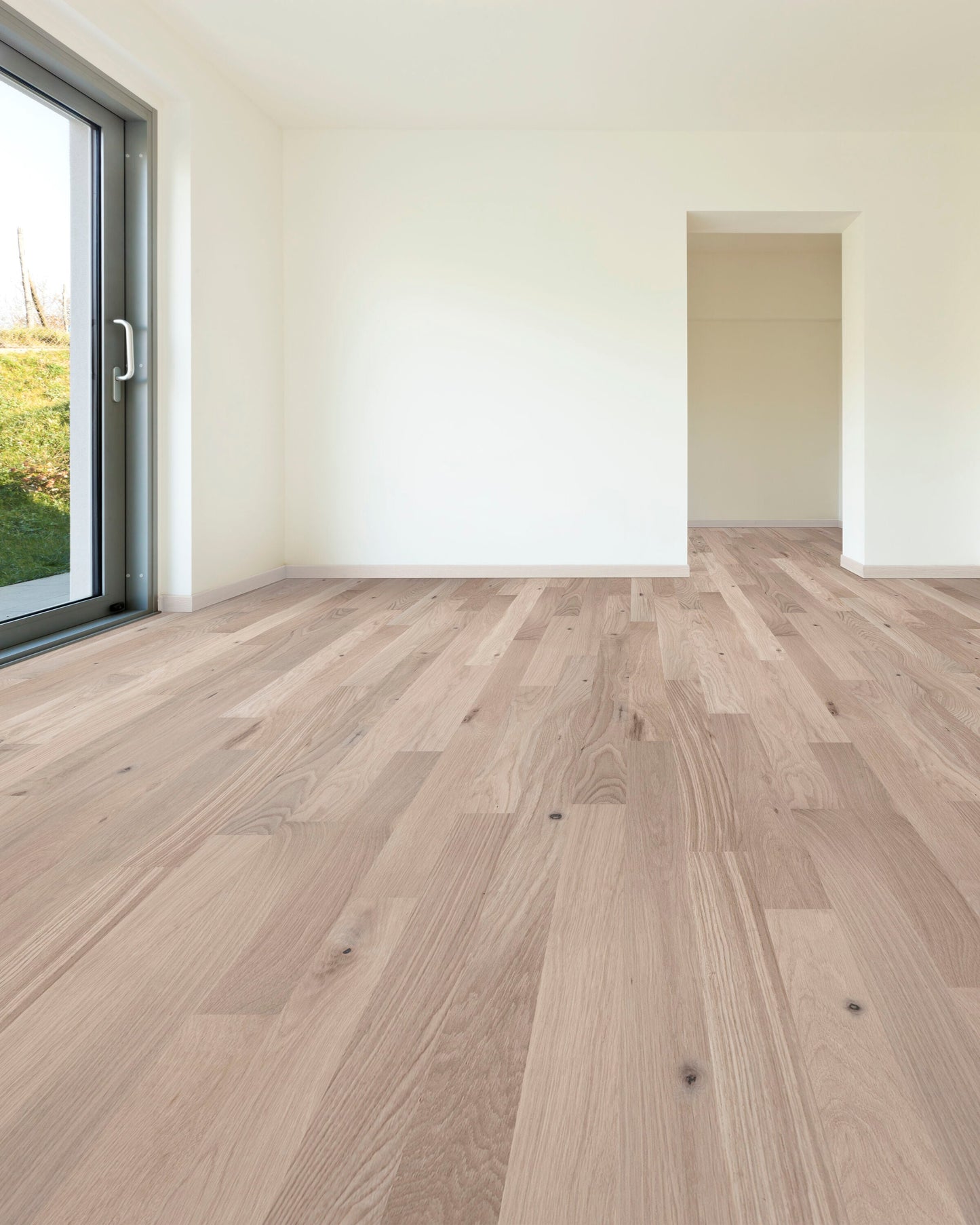 Century White oak Unfinished #1 Common hardwood flooring — installed room view