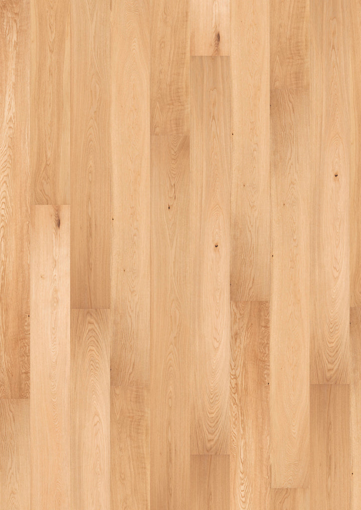 Solidfloor Oak Mineral Opal hardwood flooring — primary plank view