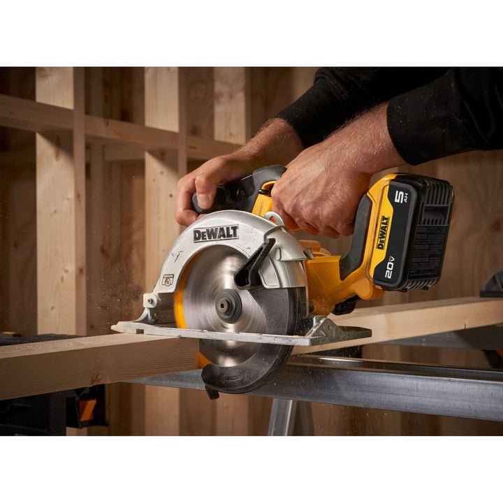 DEWALT 20-Volt MAX Brushless Cordless 6-1/2 in. Circular Saw (Tool-Only)
