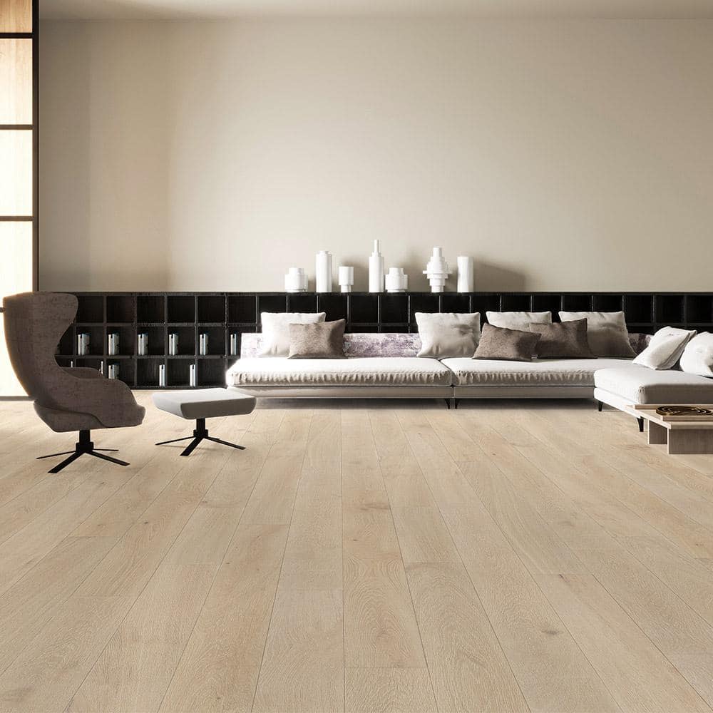 Selkirk Brushed Covington Oak 5/8 in. T x 7.5 in. W Tongue and Groove W Brushed Engineered Hardwood Flooring (31.09 sq.ft./case)