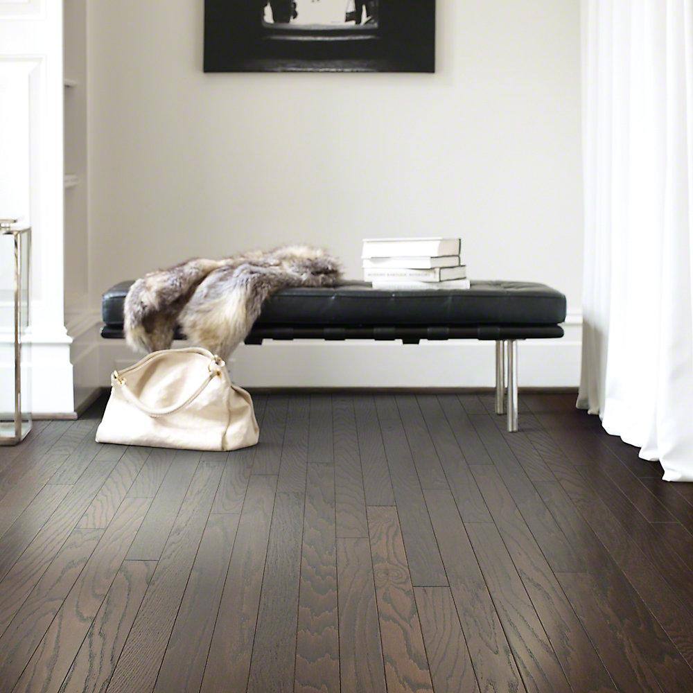 Shaw Bradford 3 Country Red Oak 3/8 in. T X 3.25 in. W Tongue and Groove Engineered Hardwood Flooring (23.76 sq.ft./case)