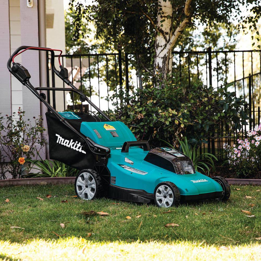 Makita 18V X2 (36V) LXT Lithium-Ion Cordless 21 in. Walk Behind Lawn Mower Kit w/4 batteries (5.0Ah)