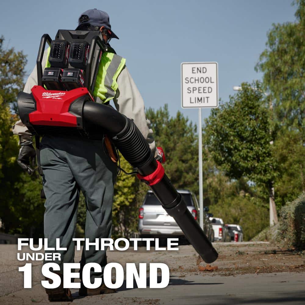 Milwaukee M18 FUEL 155 MPH 650 CFM Brushless Cordless Backpack Blower with Batteries and Charger