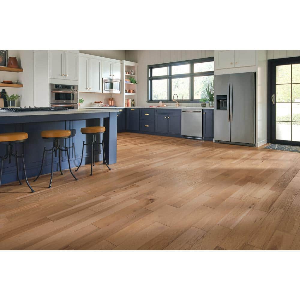 Bruce Hydropel Natural Hickory 7/16 in. T x 5 in. W Waterproof Click Lock Engineered Hardwood Flooring (22.6 sq.ft./ctn)