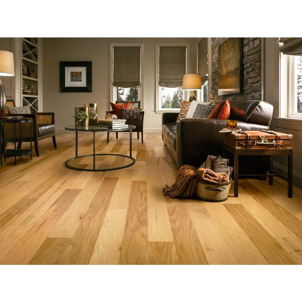 Bruce American Home Rustic Natural Hickory 3/8 in. T x 5 in. W T+G Smooth Engineered Hardwood Flooring (22 sq.ft./ctn)