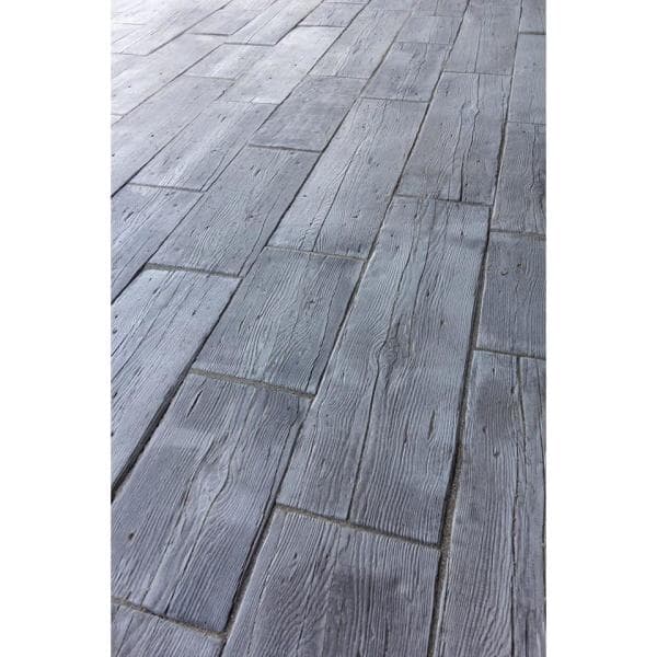 Silver Creek Stoneworks Barn Plank 23.375 in. x 9.75 in. x 2 in. Weathered Gray Concrete Paver (20-Piece/31.8 sq. ft./Pallet)