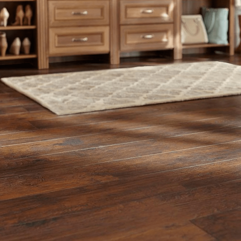 Hand-Scraped Laminate Flooring - Super Arbor