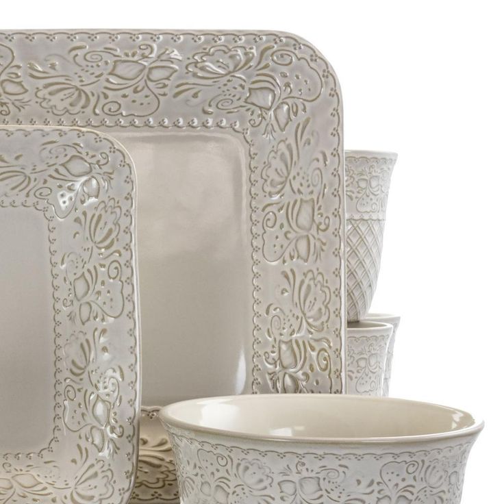 Ivory Lotus 16-Piece Traditional White Stoneware Dinnerware Set (Service for 4)