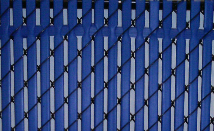 Pexco 4-ft H x 1-in W Royal Blue Hdpe Chain Link Fence Slat 82-Pack