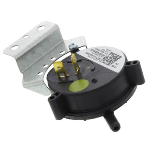 Goodman-Amana 0130F00002P pressure switch - front view (Product Type: Pressure Switch)