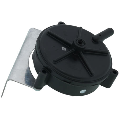 Goodman-Amana 0130F00068 pressure switch - detail view (Product Type: Pressure Switch)