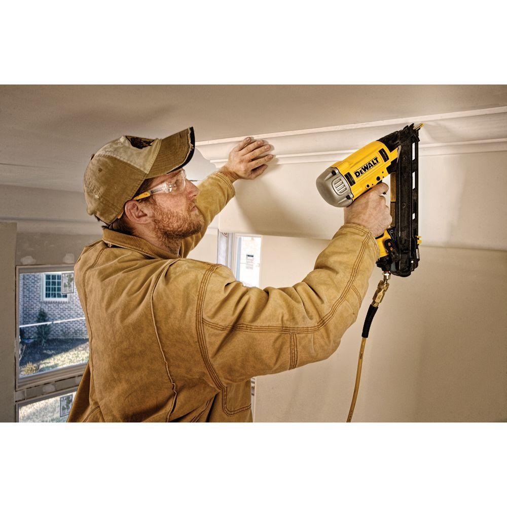 Pneumatic 15-Gauge DA Nailer - Super Arbor