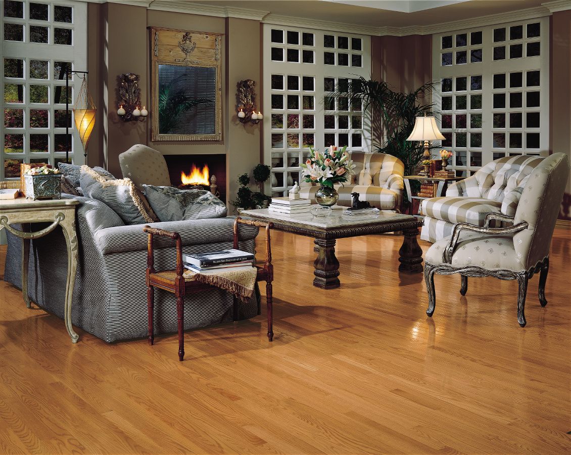 Bruce Natural Choice Butterscotch Oak 2-1/4-in W x 5/16-in T x 84-in Smooth/Traditional Solid Hardwood Flooring (40-sq ft / Carton)