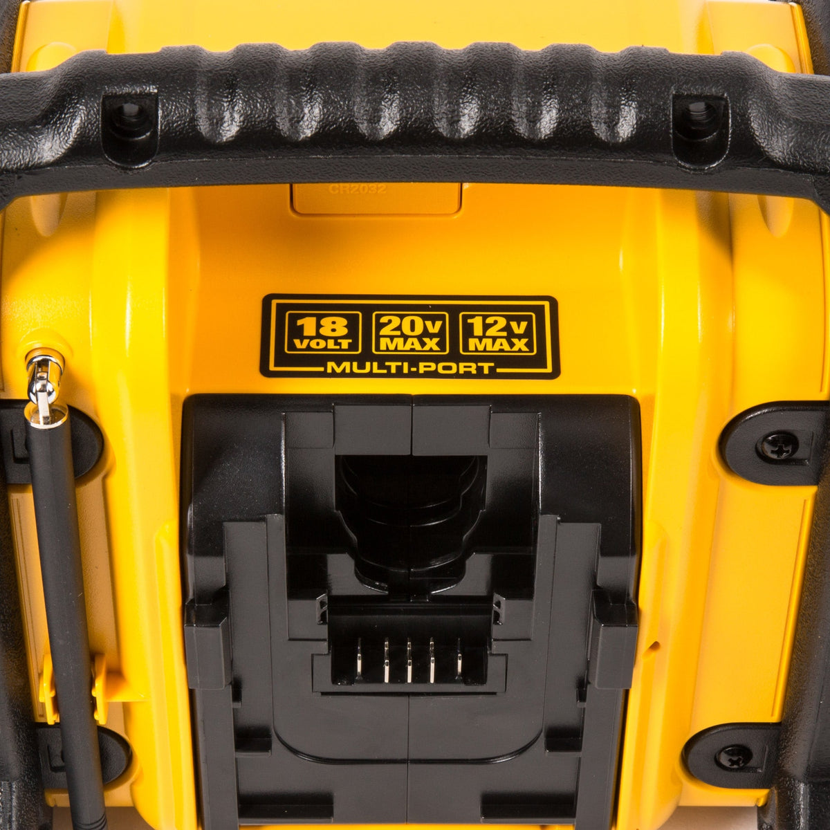 DEWALT 12V/18V/20V MAX Water-Resistant Cordless Jobsite Radio, DCR018