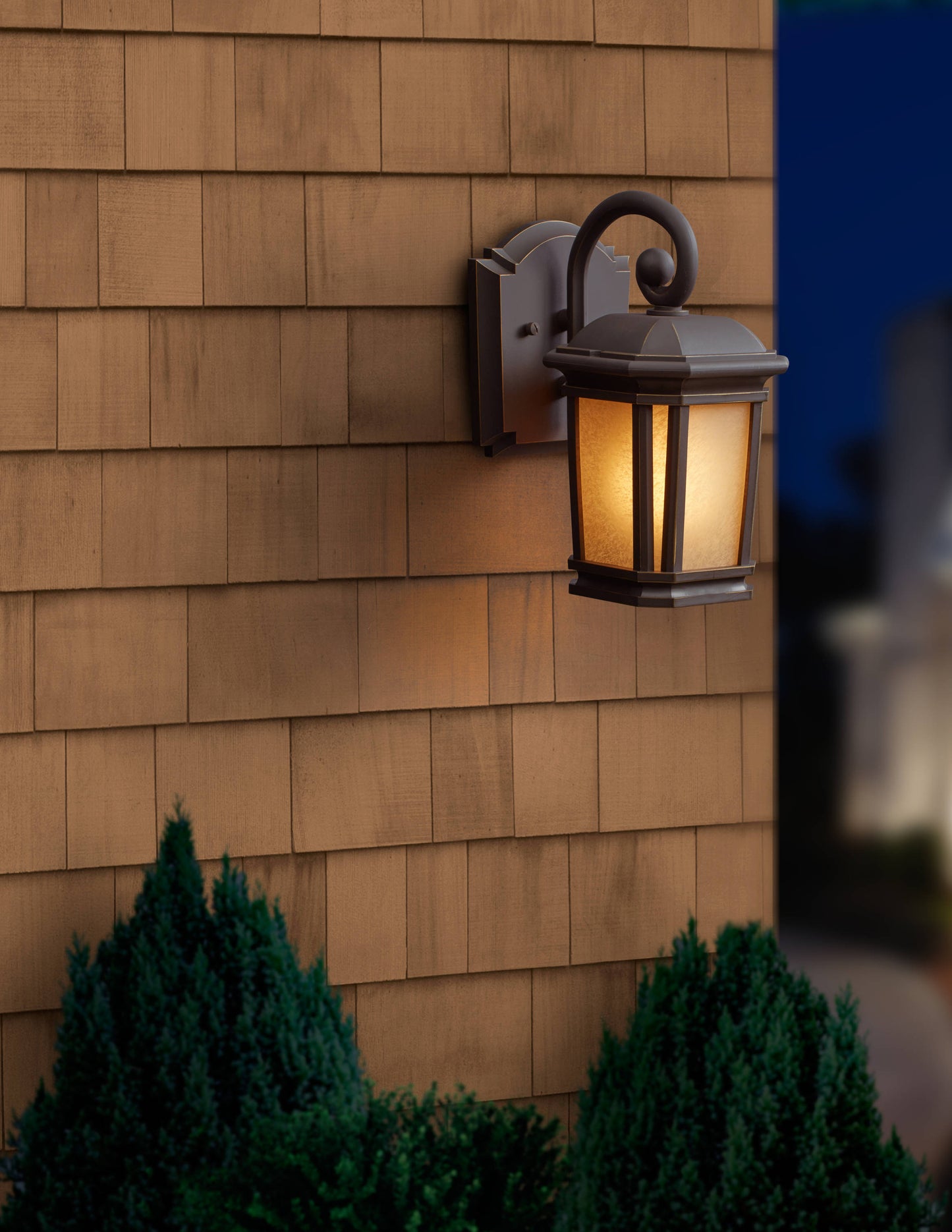 Quoizel Corrigan 11-in H Bronze Outdoor Wall Lantern, Medium Base (E-26)