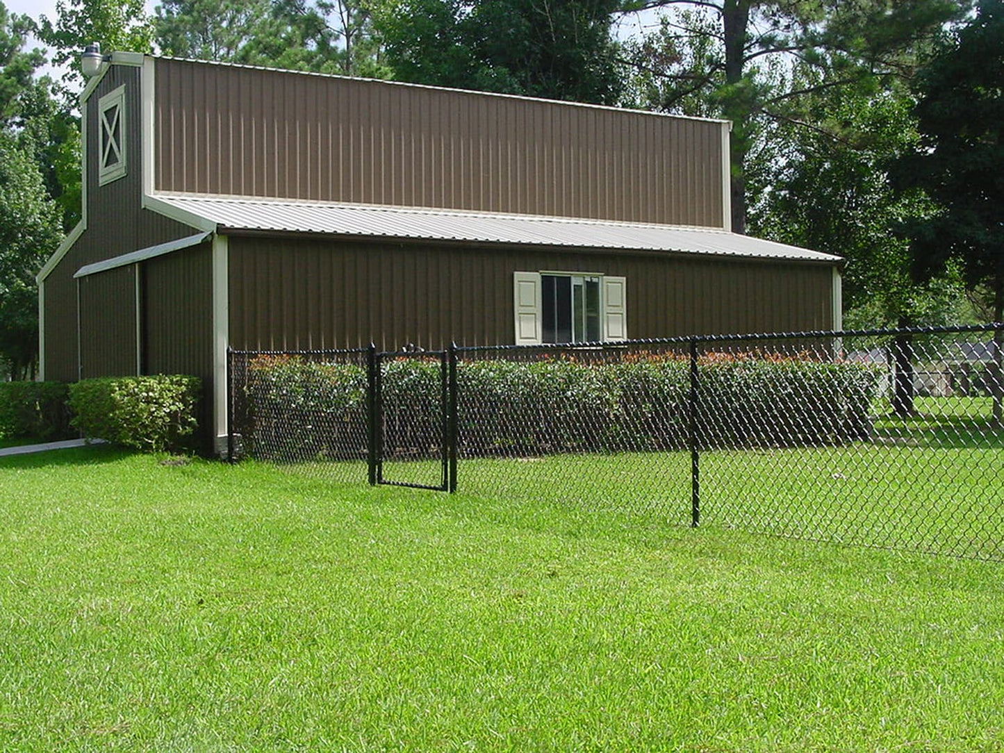 4-ft H x 4-ft W Vinyl Coated Vinyl-coated Steel Walk-thru Chain Link Fence Gate with Mesh Size 2-in