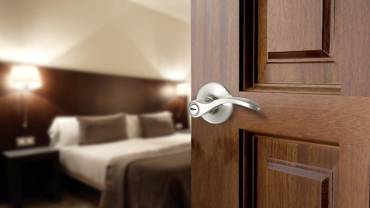 Gatehouse Olivia Satin Nickel Universal Keyed Entry Door Handle
