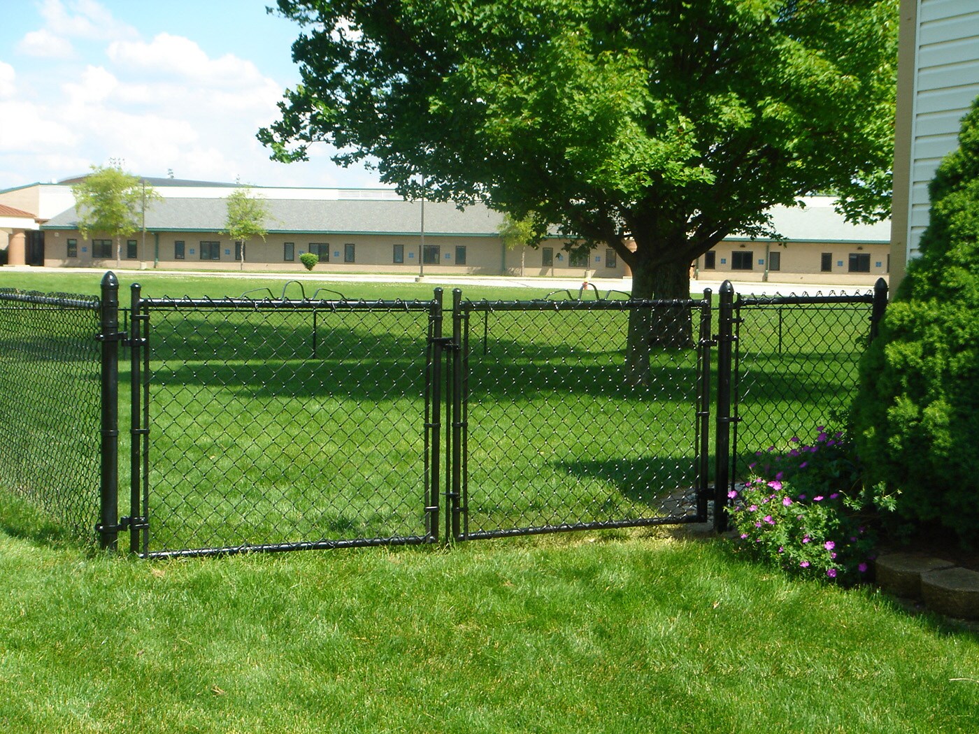 6-ft H x 3-in W 16-Gauge Black Galvanized Steel Terminal Chain Link Fence Post