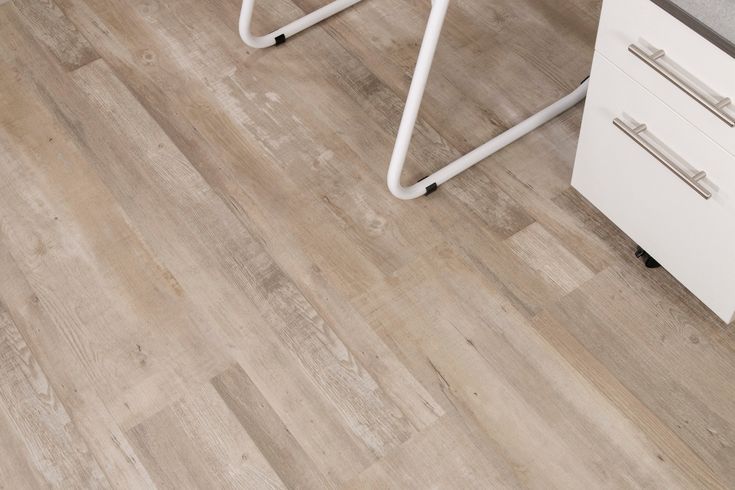 CALI Aqua Tough XL Canyon Cove 4.7-mm x 9-in W x 60-in L Waterproof Luxury Vinyl Plank Flooring (37.54-sq ft/case)