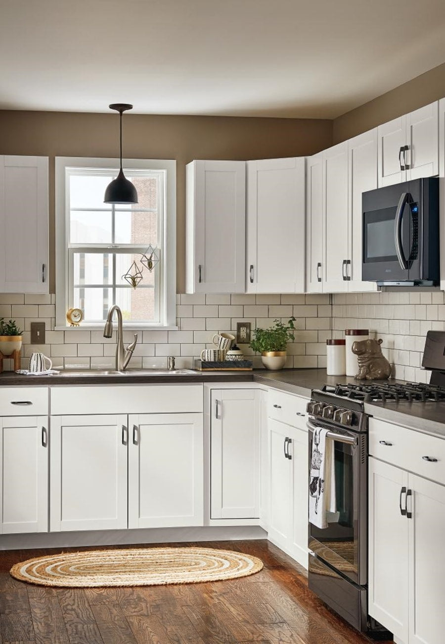 Diamond NOW Arcadia 30-in W x 35-in H x 23.75-in D TrueColor White Sink Base Stock Cabinet