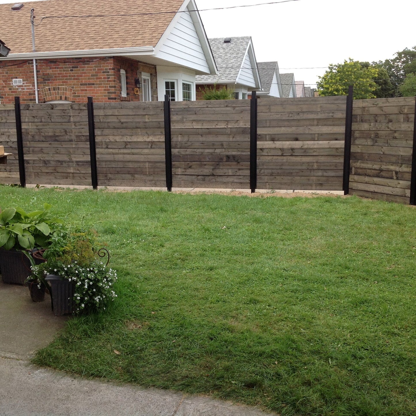 Slipfence 6-ft H x 1-1/2-in W Black Aluminum Privacy Fence Channel Kit