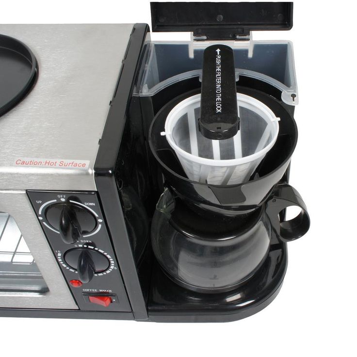 Breakfast Center 1450 W 2-Slice Black Toaster Oven