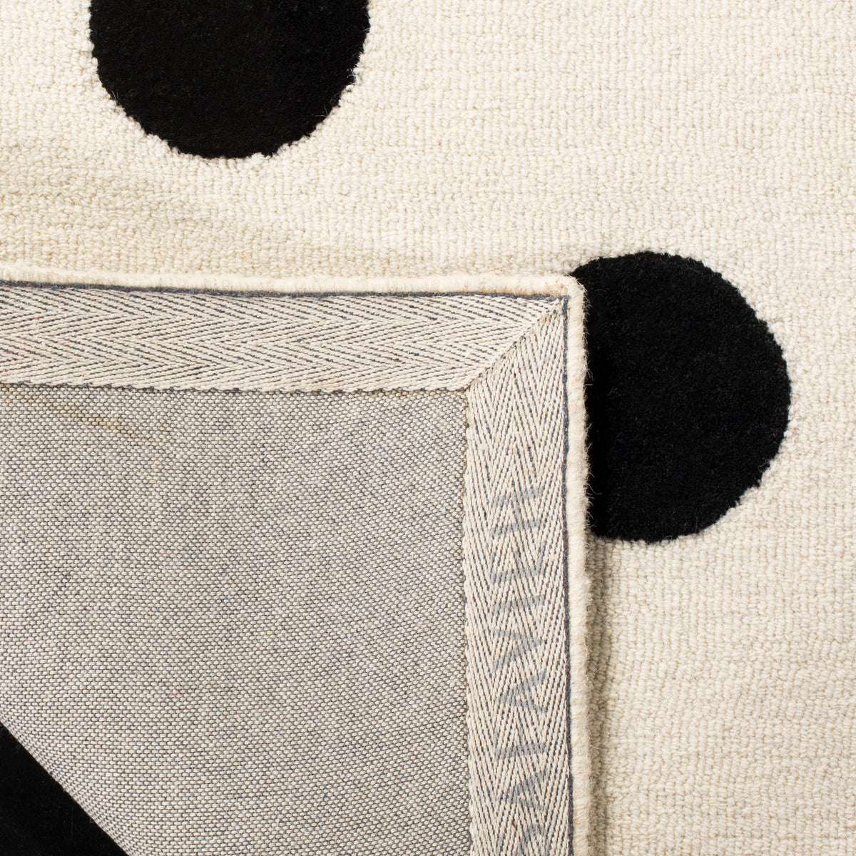 Safavieh Kids Polka Dots 4 x 6 Ivory/Black Handcrafted Wool Indoor Area Rug