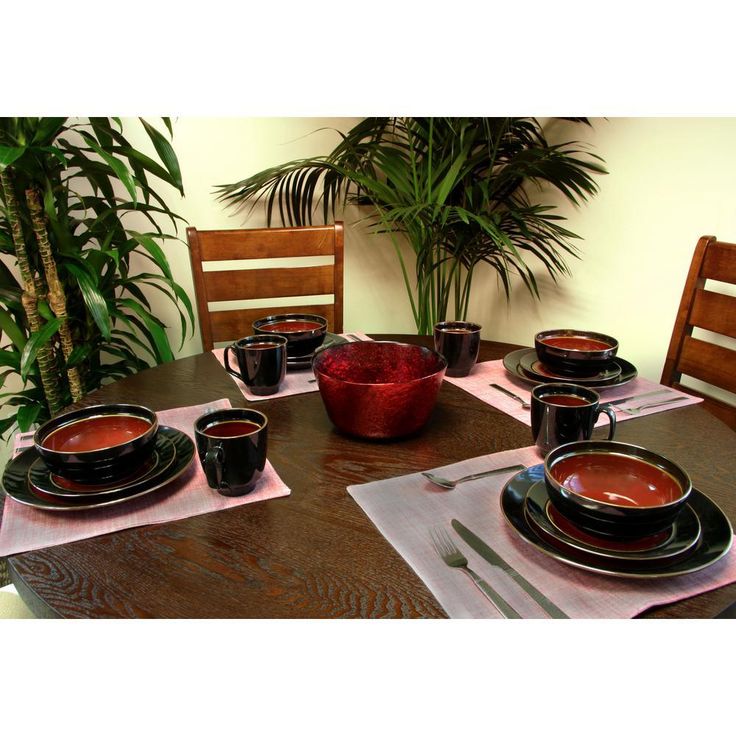 Bella Galleria 16-Piece Contemporary Black and Red Stoneware Dinnerware Set (Service for 4)