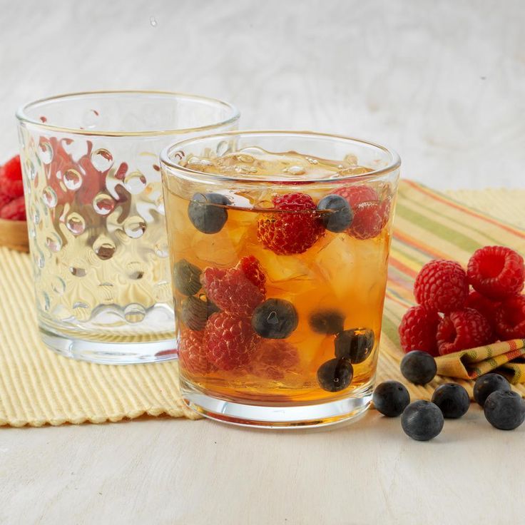 Awa 16-Piece Clear Glass Drinkware Set