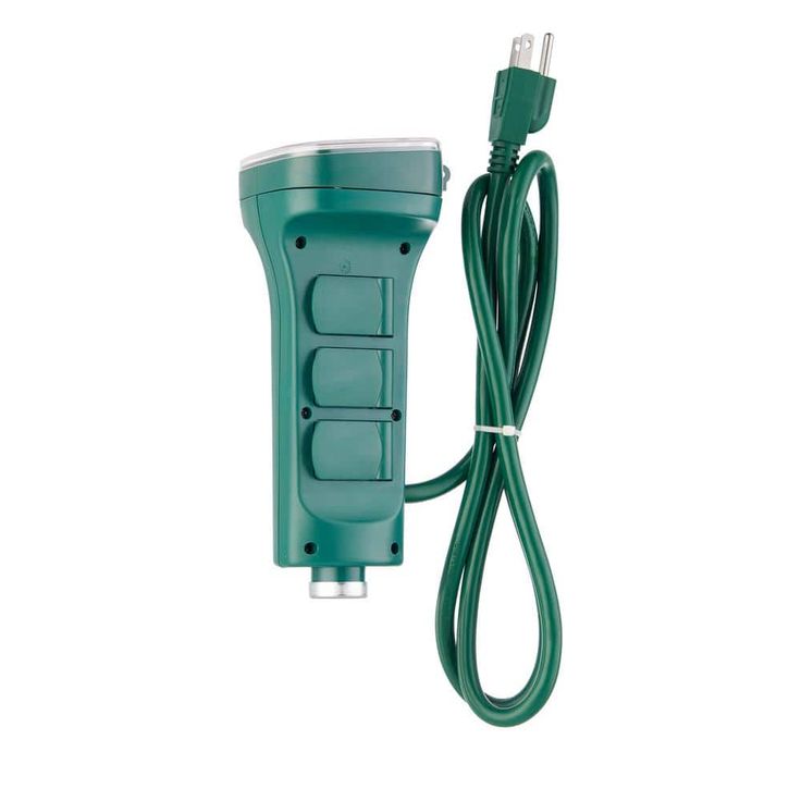 Defiant Smart Outdoor 4 ft. 6-Outlet Power Stake Timer Powered by Hubspace