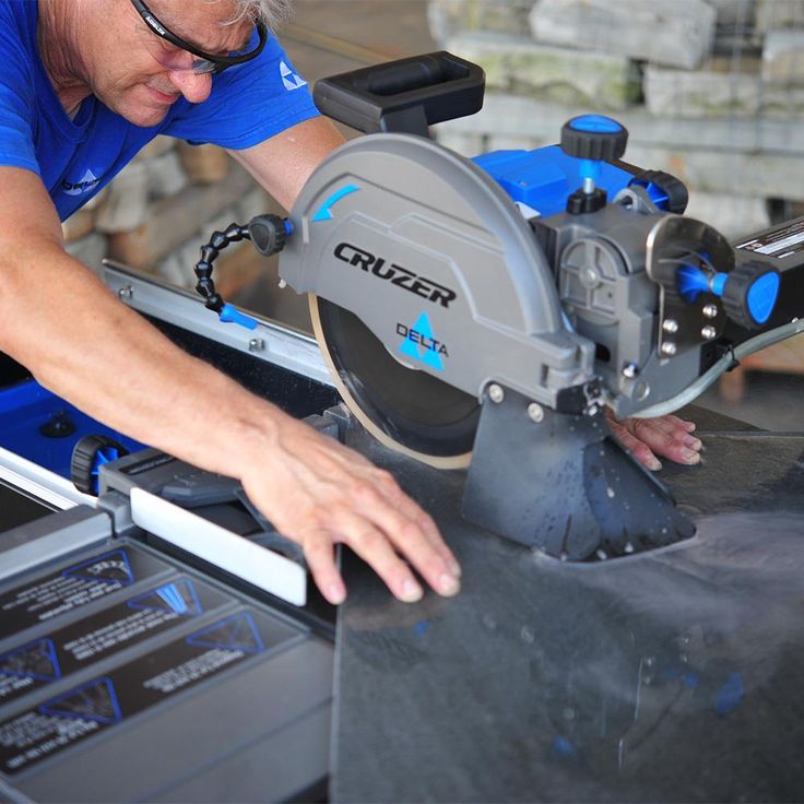 Delta Cruzer 15 Amp 10 Inch Wet Tile Saw