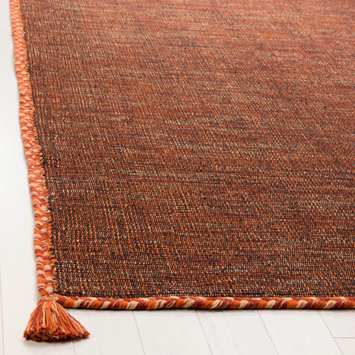 Safavieh Montauk Lajolla 2-ft-3-in x 7-ft Orange/Black Indoor Handcrafted Cotton Runner Rug