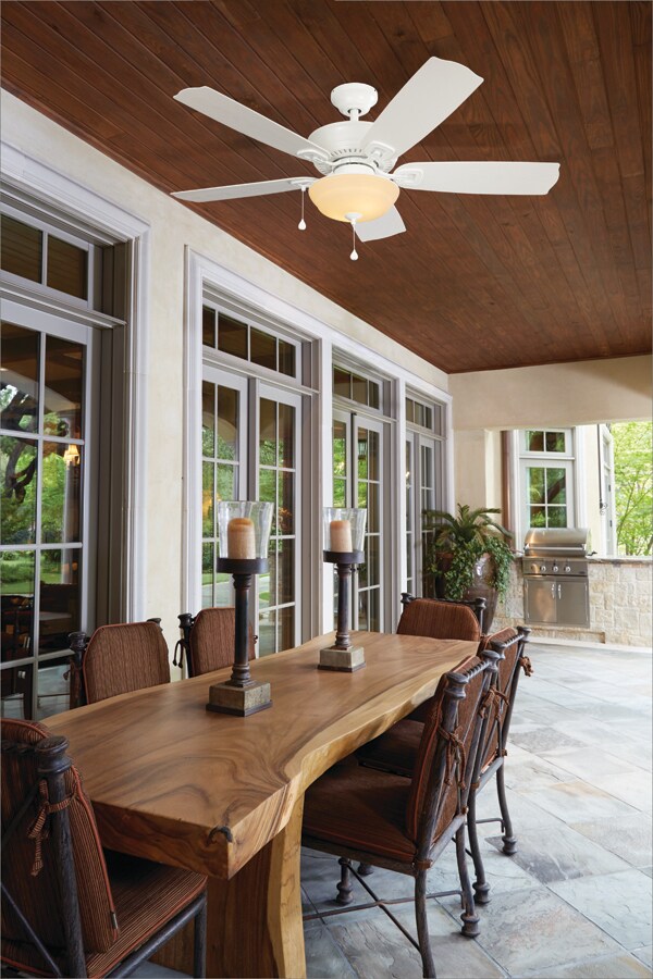 Harbor Breeze Echolake 52-in White LED Indoor/Outdoor Ceiling Fan (5-Blade)