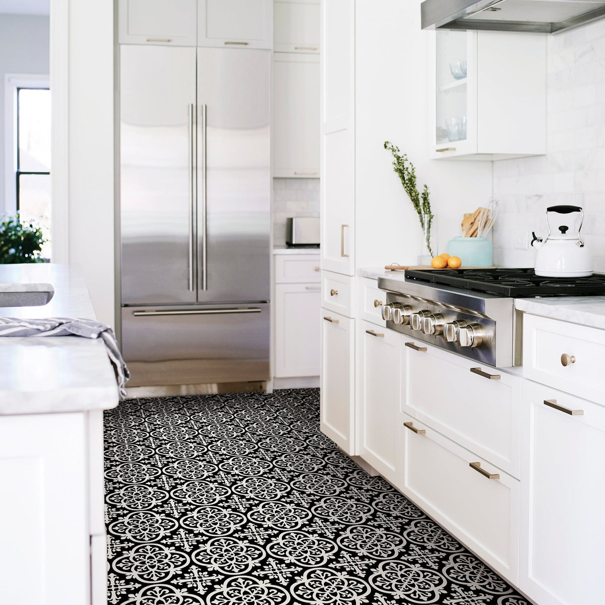 FloorPops Black and White 2.76-mil x 12-in W x 12-in L Water Resistant Peel and Stick Vinyl Tile Flooring
