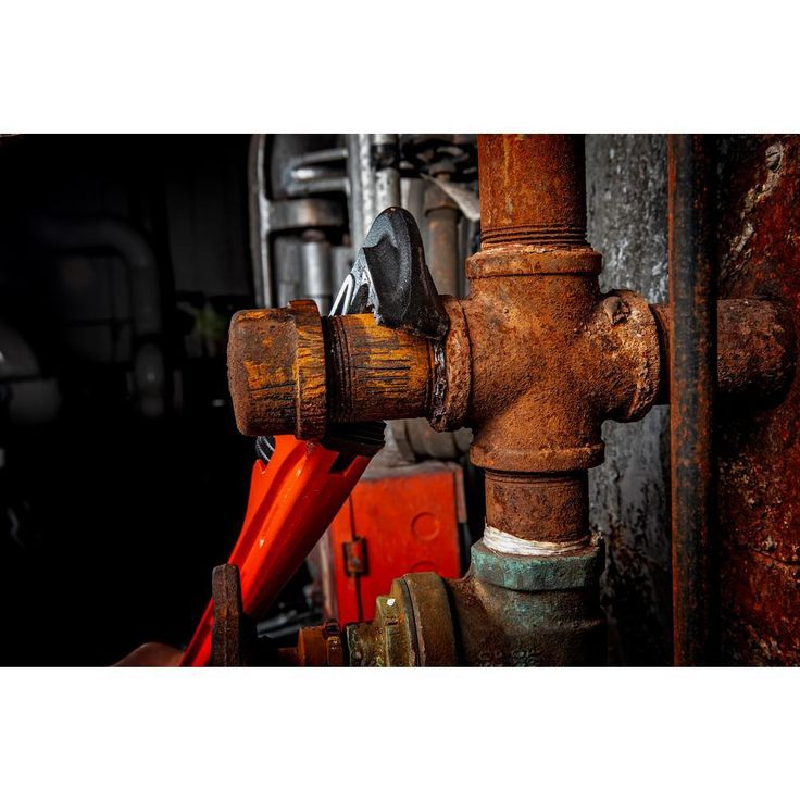 18 in. Cast Iron Pipe Wrench