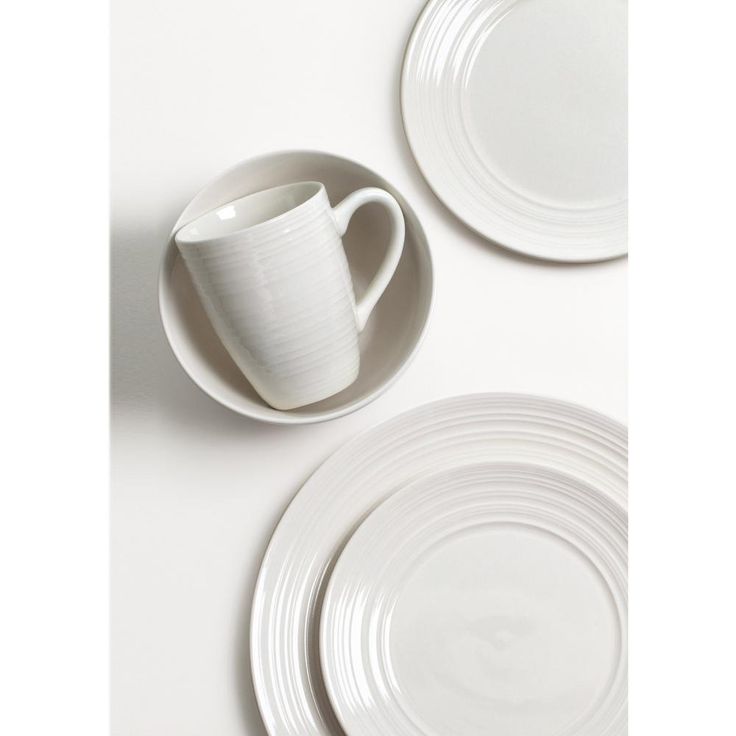 Ripple 16-Piece Casual Off white Ceramic Dinnerware Set (Service for 4)