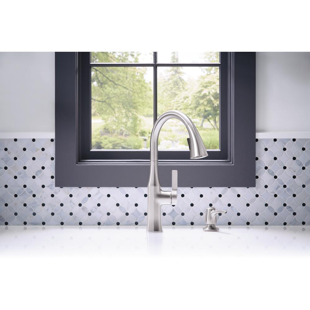 Rubicon Single-Handle Pull-Down Sprayer Kitchen Faucet in Vibrant Stainless - Super Arbor