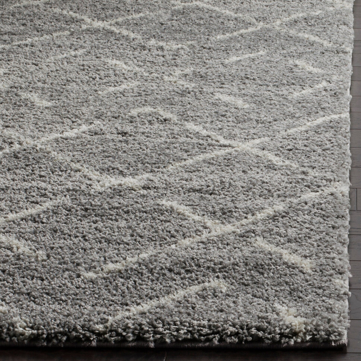 Safavieh Arizona Myra Shag 5 x 5 Gray/Ivory Round Indoor Trellis Moroccan Area Rug